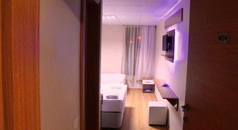 Avcilar Inci Hotel Истанбул Екстериор снимка